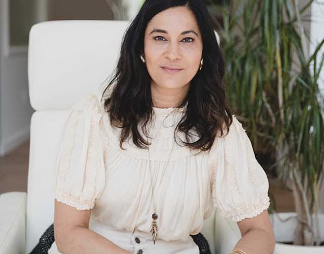 Refine Anti-Aging Medicine and Aesthetics